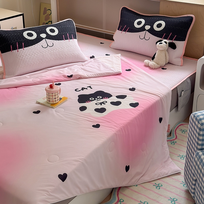 91家纺网 家纺一手货源 找家纺 （总）RYB红黄兰 2025新款A类INS原创大版卡通冰皮锦氨超凉感夏被夏凉被空调被