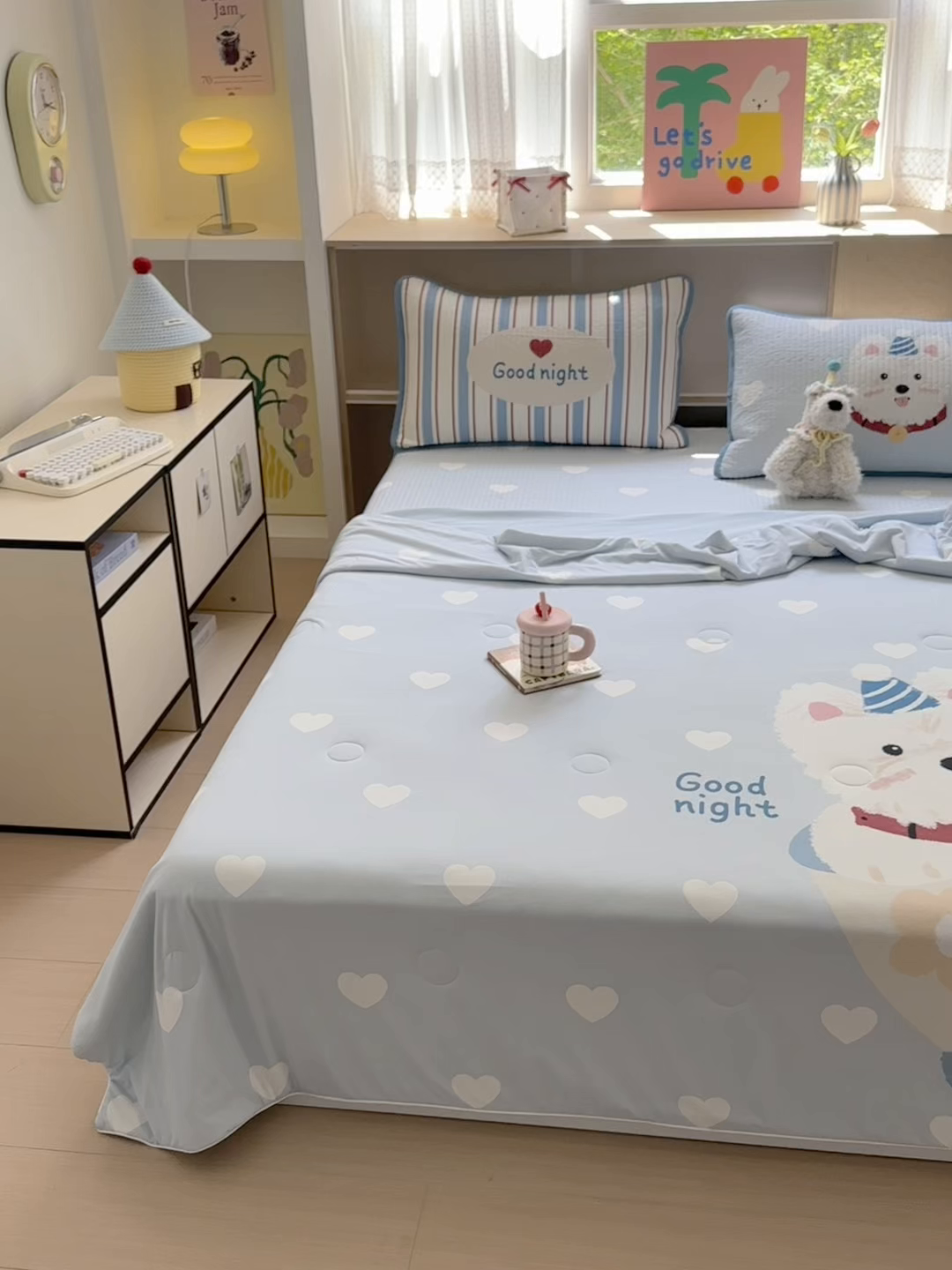 91家纺网 家纺一手货源 找家纺 RYB红黄兰 2025新款A类INS原创大版卡通冰皮锦氨超凉感夏被夏凉被空调被 茶杯西高地夏被