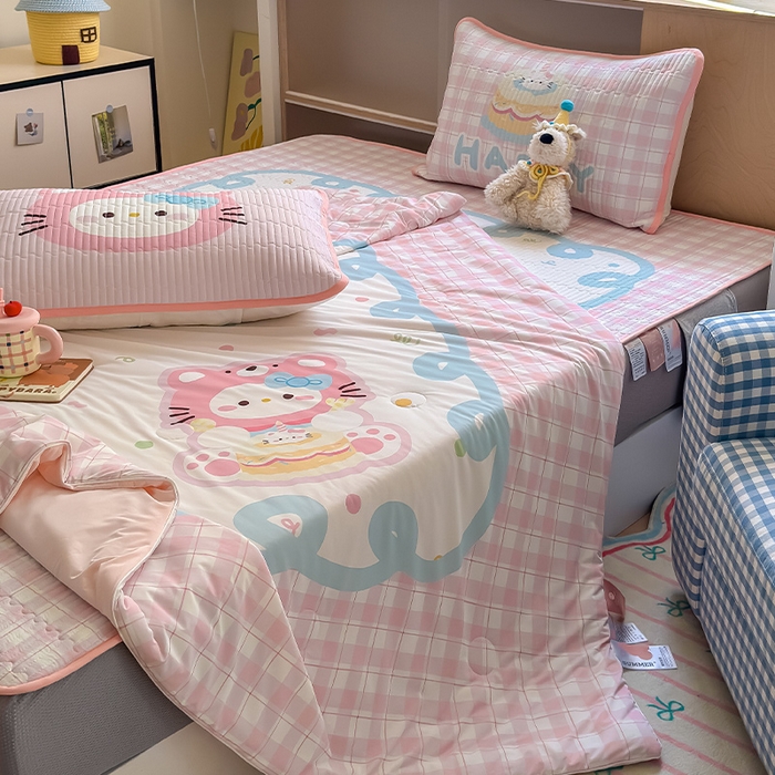 91家纺网 家纺一手货源 找家纺 RYB红黄兰 2025新款A类INS原创大版卡通冰皮锦氨超凉感夏被夏凉被空调被 蛋糕小奶猫夏被