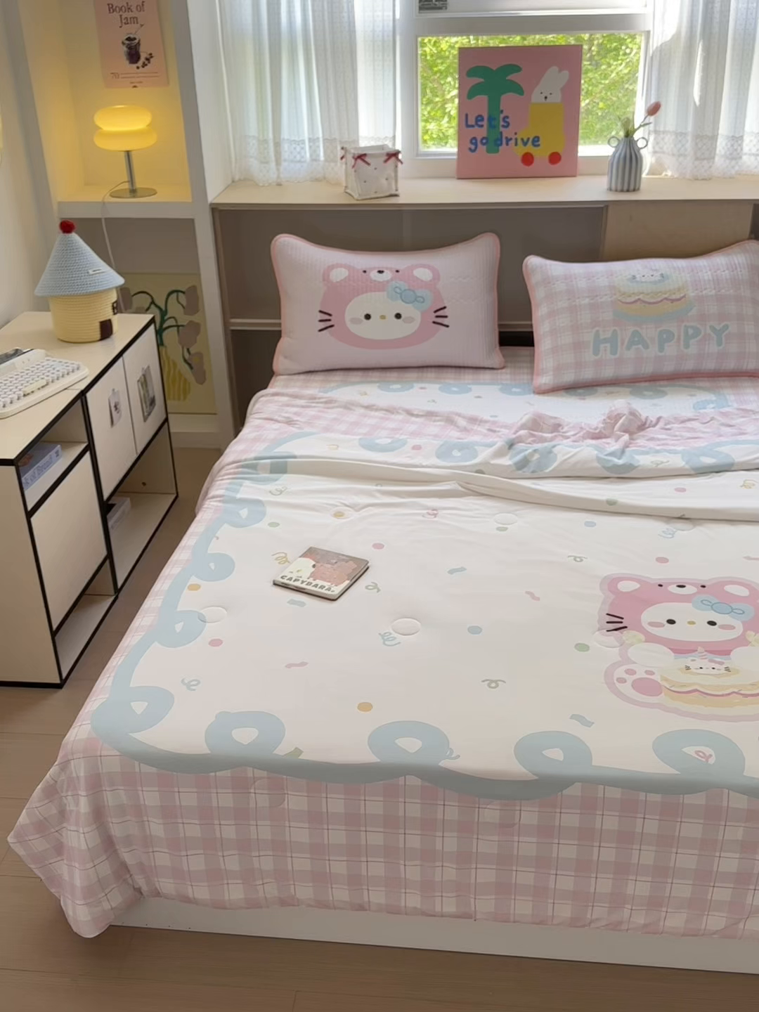 91家纺网 家纺一手货源 找家纺 RYB红黄兰 2025新款A类INS原创大版卡通冰皮锦氨超凉感夏被夏凉被空调被 蛋糕小奶猫夏被