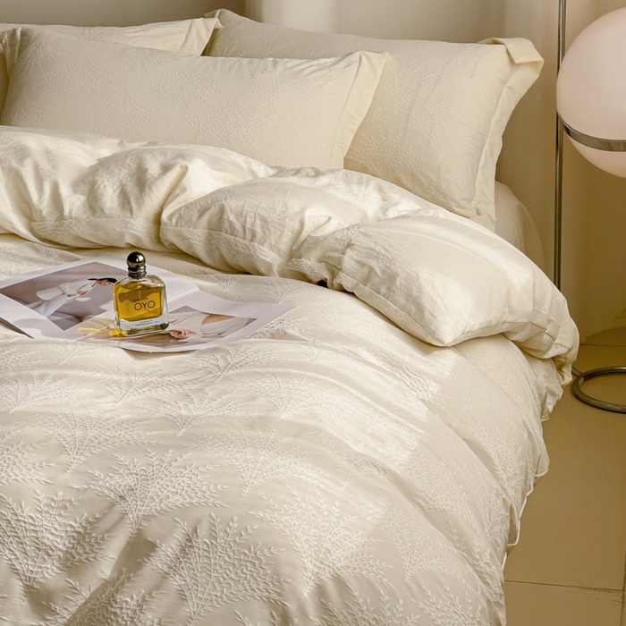 91家纺网 家纺一手货源 找家纺 卡普家居 2025新款A类轻奢双层纱提花四件套摇钱树系列 摇钱树（奶白）