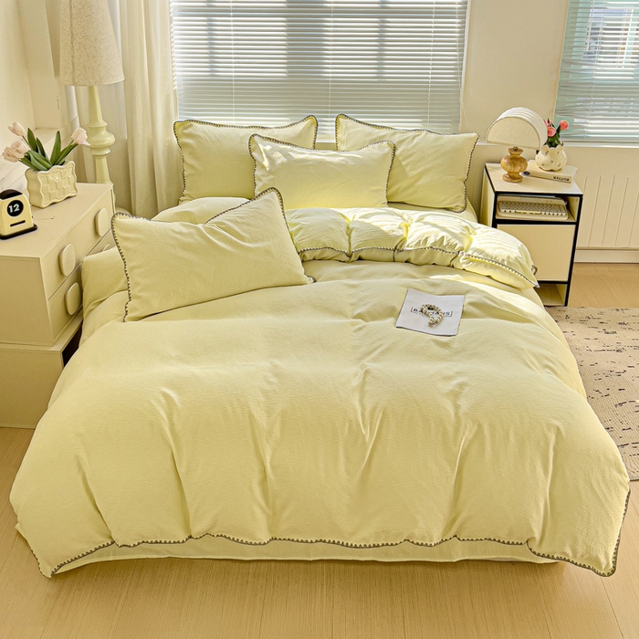 91家纺网 家纺一手货源 找家纺 卡普家居 2025新款A类轻奢贝壳绣丝柔缎提花枕套 丝柔缎-浅黄