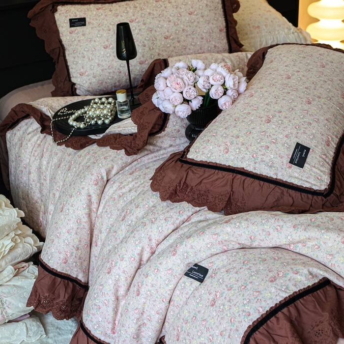 91家纺网 家纺一手货源 找家纺 紫碧螺家纺 2025新款A类全棉纯棉仙女双层纱大韩边四件套 雾漫玫瑰夜