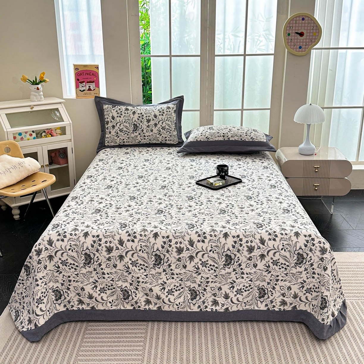 91家纺网 家纺一手货源 找家纺 紫碧螺家纺 2025新款雪尼尔欧式拼色床盖三件套 春漾拼奶灰