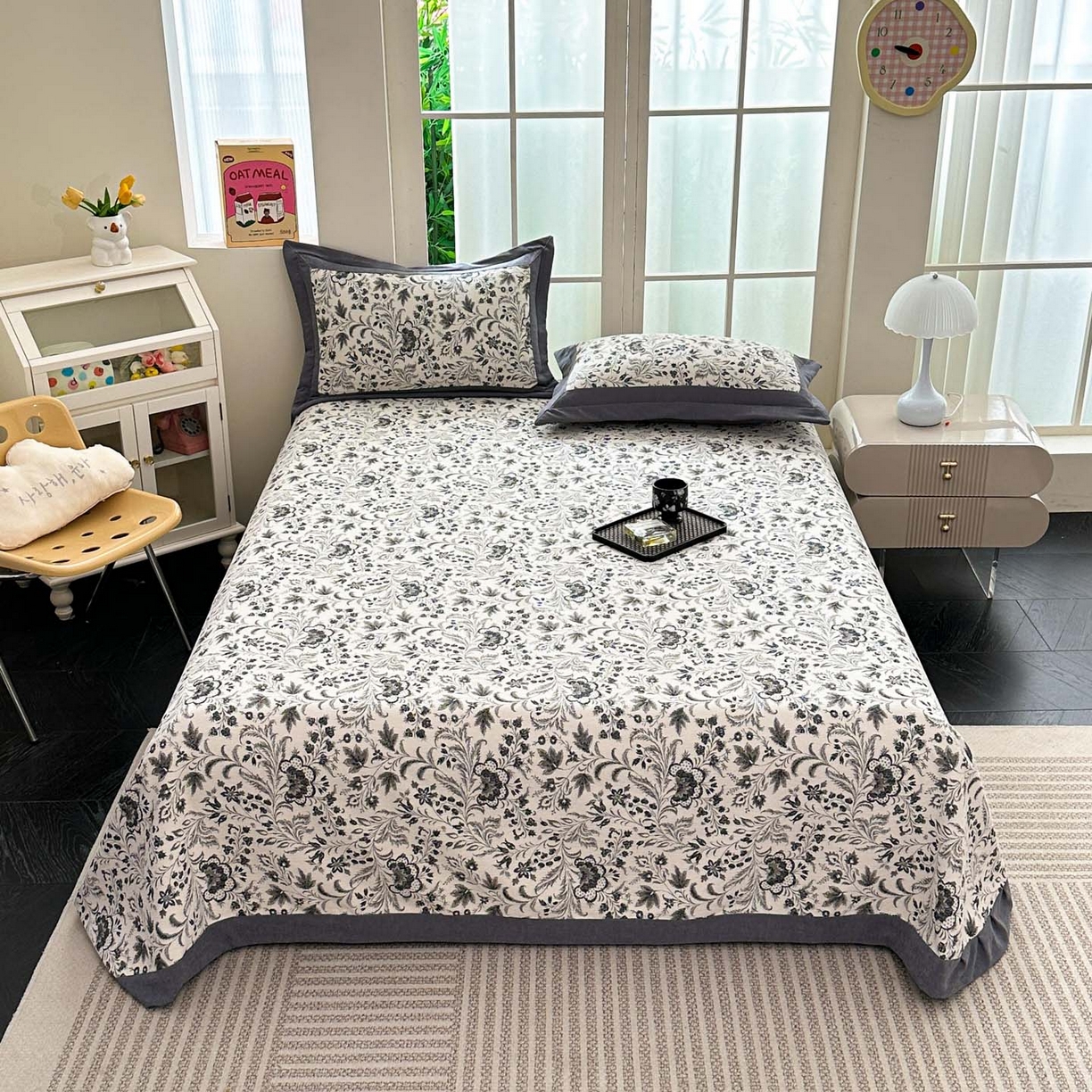 91家纺网 家纺一手货源 找家纺 紫碧螺家纺 2025新款雪尼尔欧式拼色床盖三件套 春漾拼奶灰