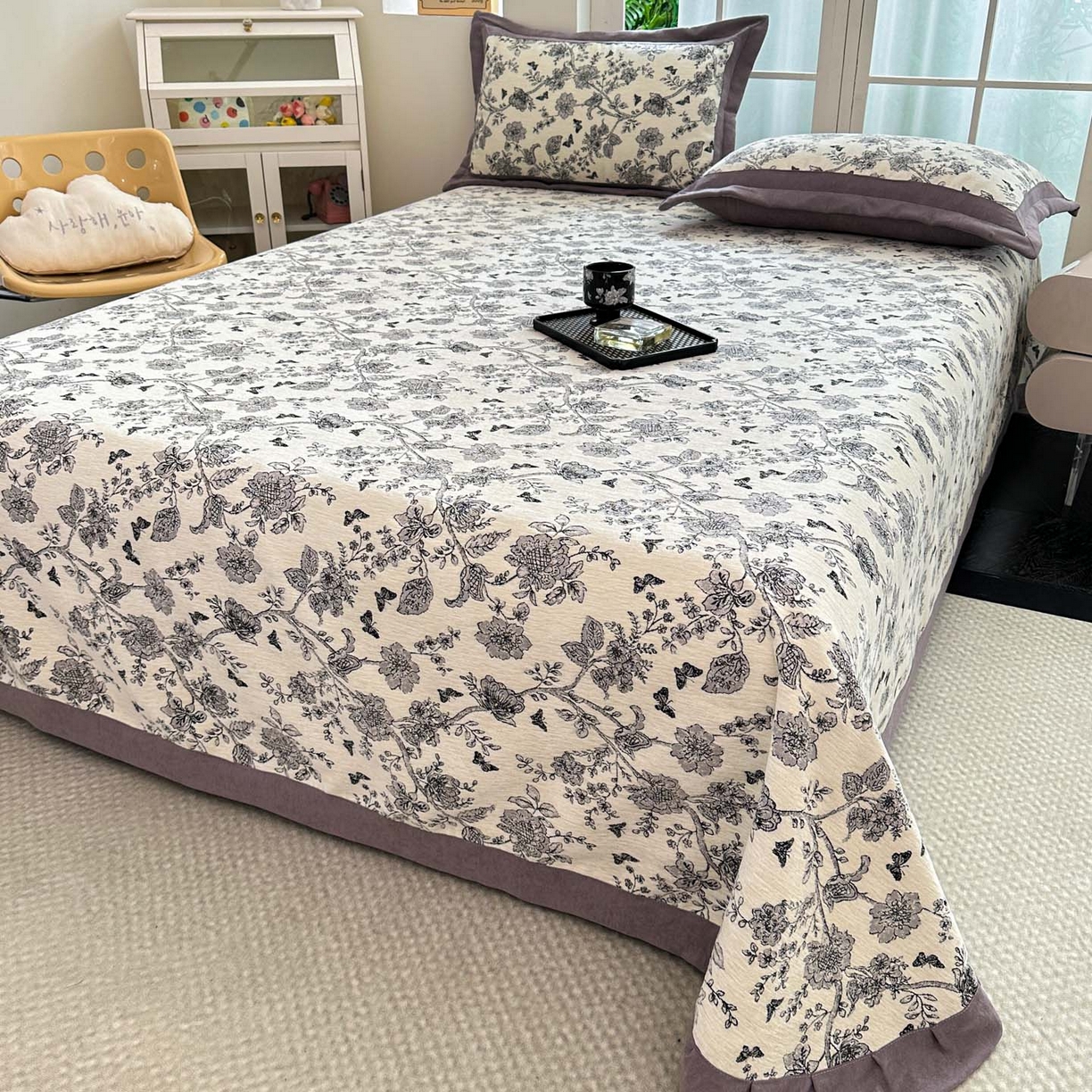 91家纺网 家纺一手货源 找家纺 紫碧螺家纺 2025新款雪尼尔欧式拼色床盖三件套 花苑拼咖色