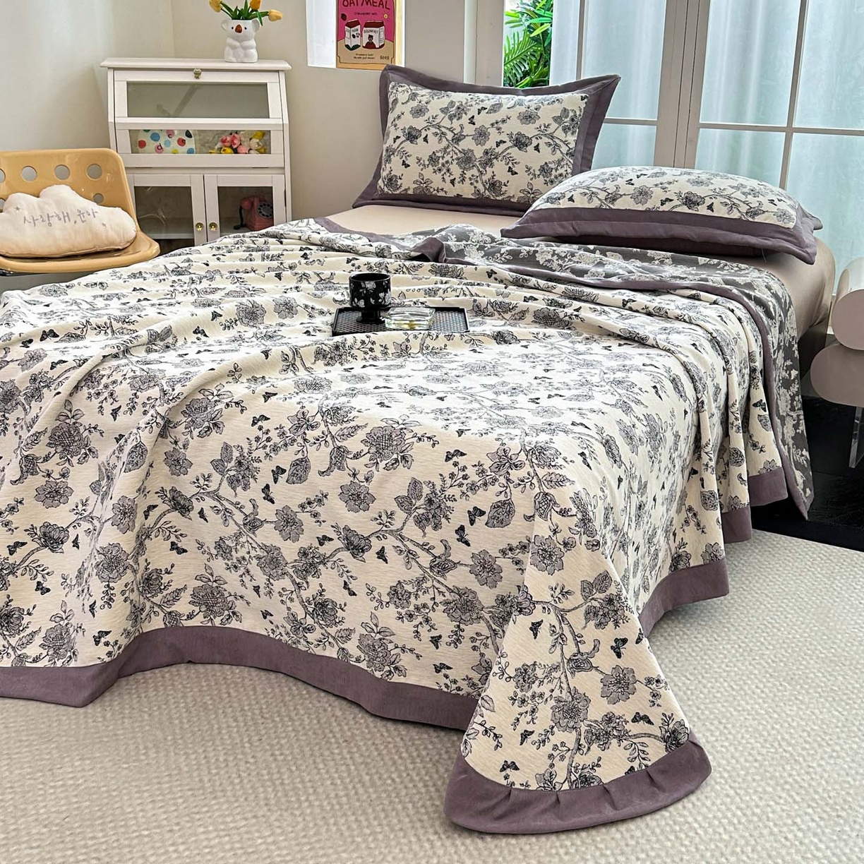 91家纺网 家纺一手货源 找家纺 紫碧螺家纺 2025新款雪尼尔欧式拼色床盖三件套 花苑拼咖色