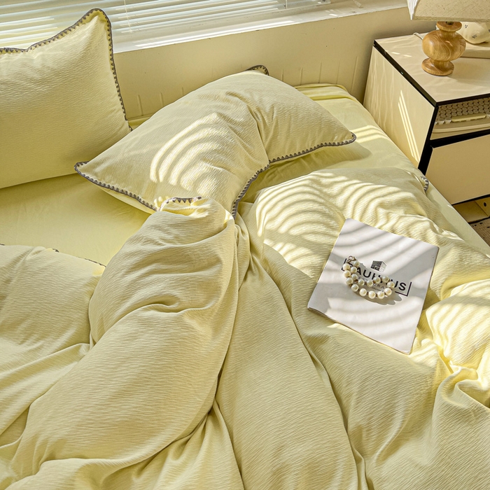 91家纺网 家纺一手货源 找家纺 （总）卡普家居 2025新款A类轻奢贝壳绣丝柔缎提花四件套