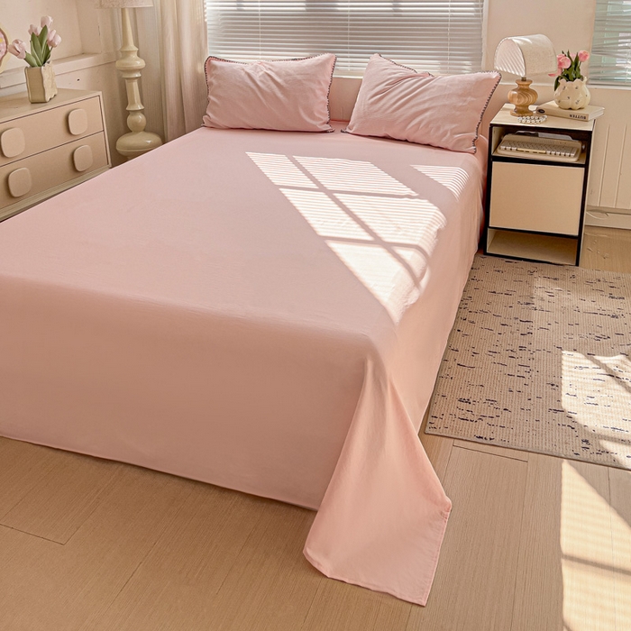 91家纺网 家纺一手货源 找家纺 卡普家居 2025新款A类轻奢贝壳绣丝柔缎提花四件套 丝柔缎-粉红