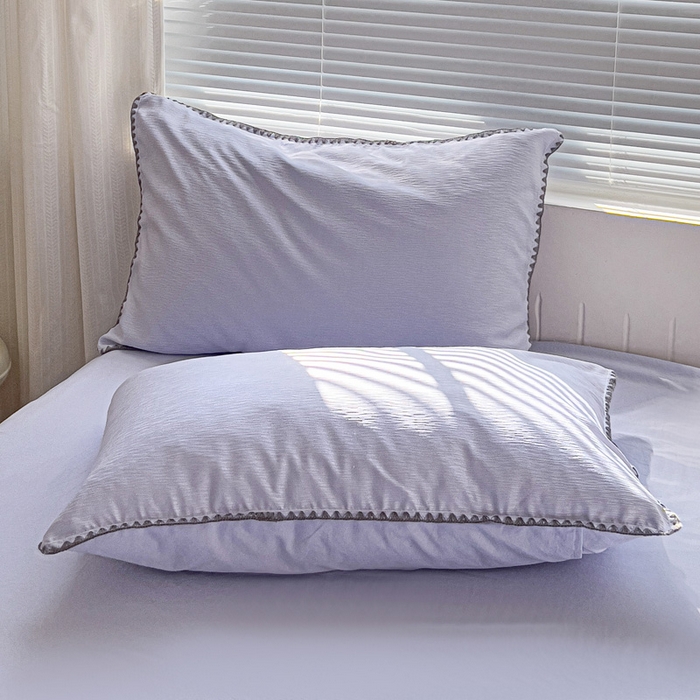 91家纺网 家纺一手货源 找家纺 卡普家居 2025新款A类轻奢贝壳绣丝柔缎提花四件套 丝柔缎-浅紫