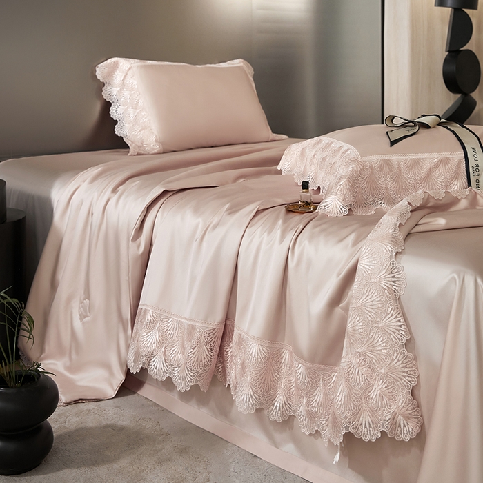 91家纺网 家纺一手货源 找家纺 淼铭家纺 2025新款法式天丝棉夏被夏凉被空调被床盖四件套-伊莲娜系列 粉色