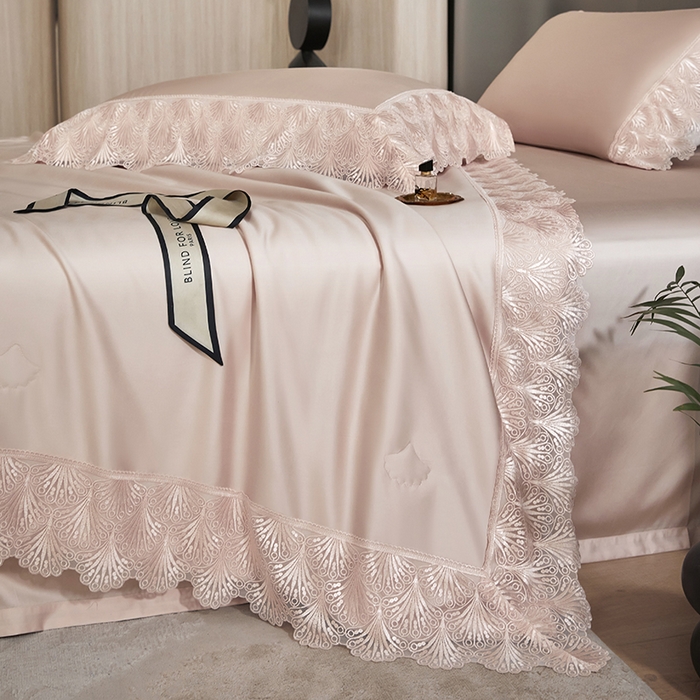 91家纺网 家纺一手货源 找家纺 淼铭家纺 2025新款法式天丝棉夏被夏凉被空调被床盖四件套-伊莲娜系列 粉色