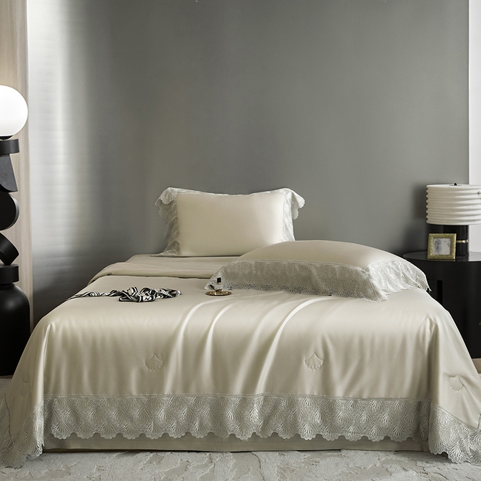 91家纺网 家纺一手货源 找家纺 淼铭家纺 2025新款法式天丝棉夏被夏凉被空调被床盖四件套-伊莲娜系列 金色