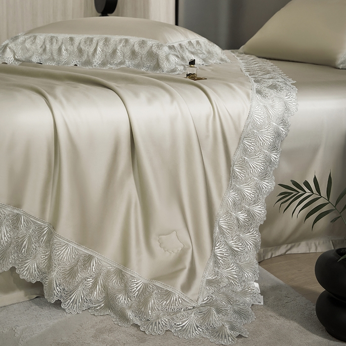 91家纺网 家纺一手货源 找家纺 淼铭家纺 2025新款法式天丝棉夏被夏凉被空调被床盖四件套-伊莲娜系列 金色