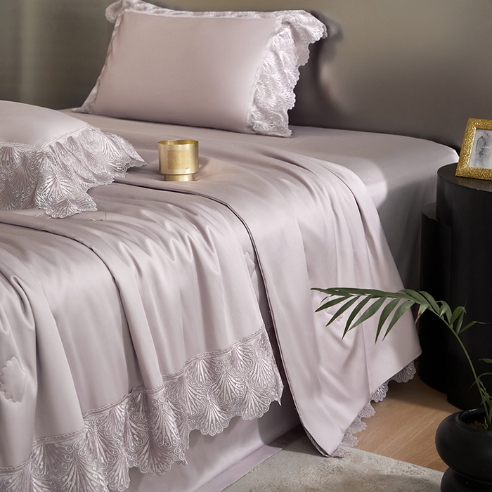 91家纺网 家纺一手货源 找家纺 淼铭家纺 2025新款法式天丝棉夏被夏凉被空调被床盖四件套-伊莲娜系列 紫色