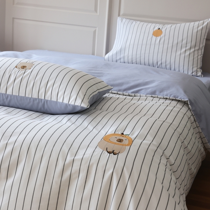 91家纺网 家纺一手货源 找家纺 棉眠 2025新款60支全棉卡比巴拉刺绣款床单四件套 你的橘子掉了-白