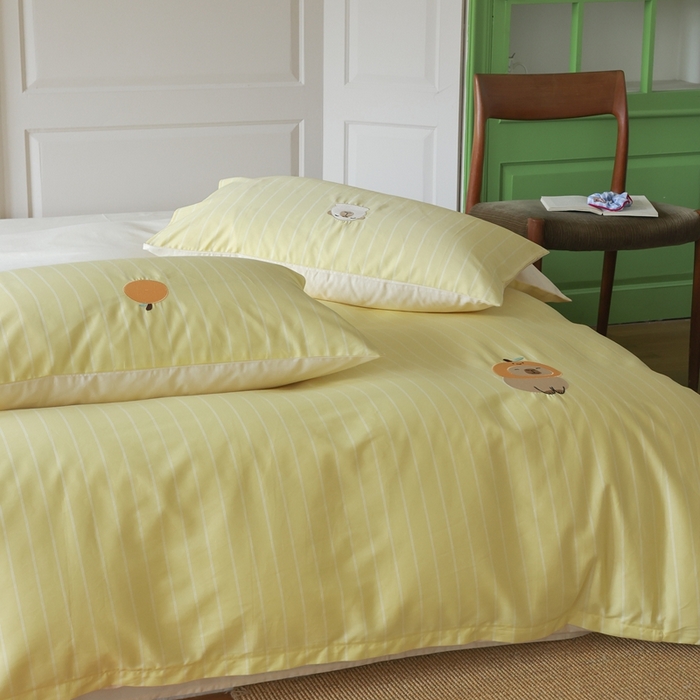 91家纺网 家纺一手货源 找家纺 棉眠 2025新款60支全棉卡比巴拉刺绣款床单四件套 你的橘子掉了-黄