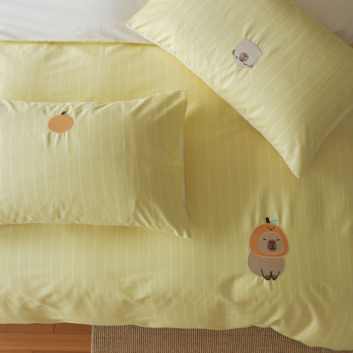 91家纺网 家纺一手货源 找家纺 棉眠 2025新款60支全棉卡比巴拉刺绣款床单四件套 你的橘子掉了-黄