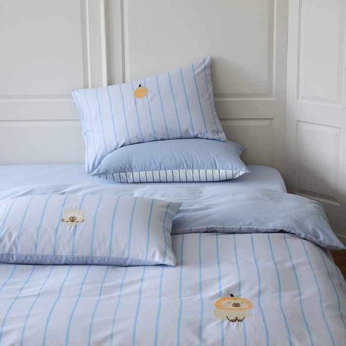 91家纺网 家纺一手货源 找家纺 棉眠 2025新款60支全棉卡比巴拉刺绣款床单四件套 你的橘子掉了-蓝灰