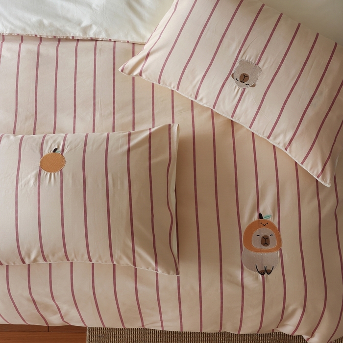 91家纺网 家纺一手货源 找家纺 棉眠 2025新款60支全棉卡比巴拉刺绣款床单四件套 你的橘子掉了-米