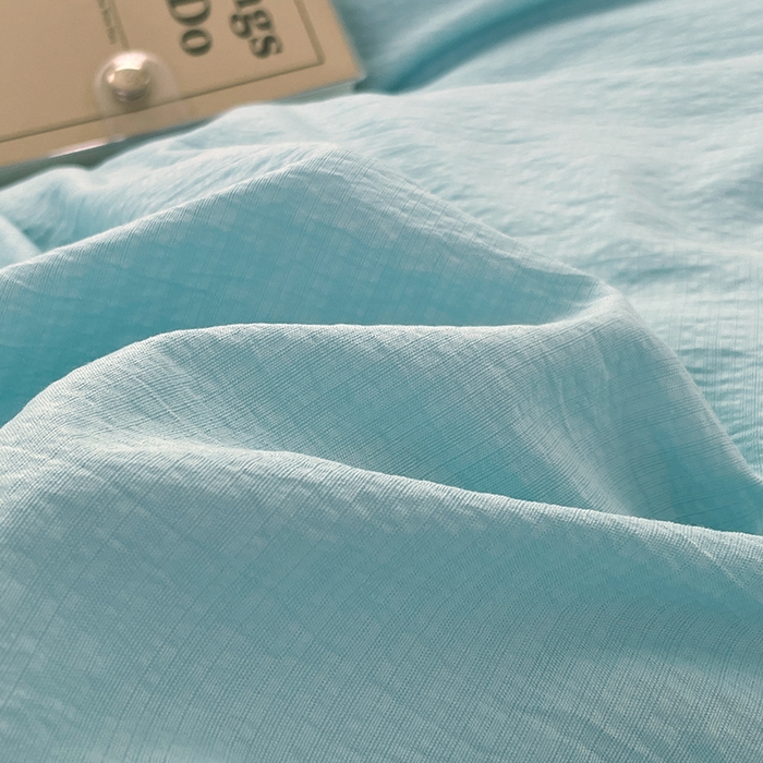 91家纺网 家纺一手货源 找家纺 彩韵家纺 2025新款超柔云感m双层纱四件套 双拼-宝石蓝+奶昔白