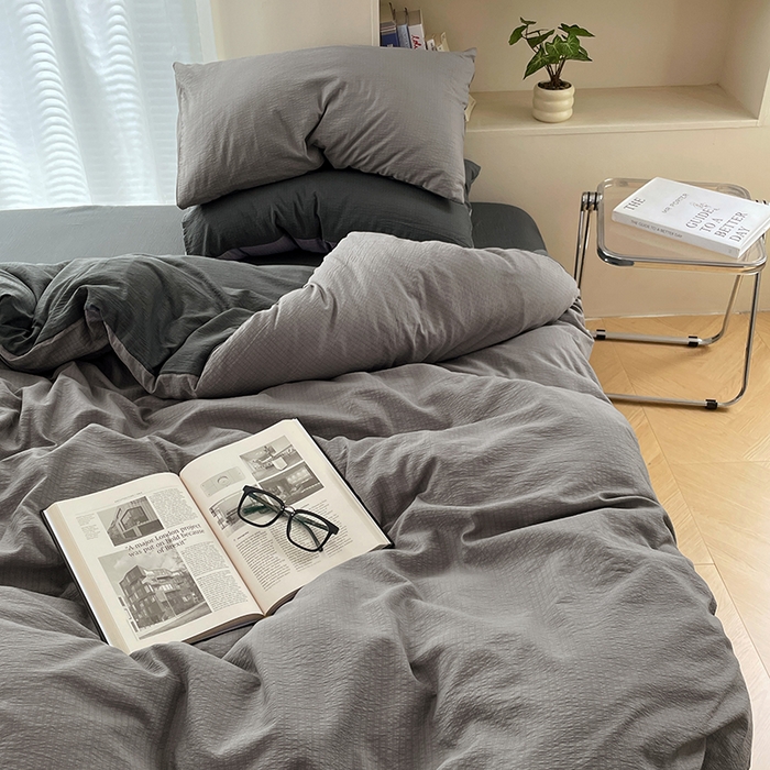 91家纺网 家纺一手货源 找家纺 彩韵家纺 2025新款超柔云感m双层纱四件套 双拼-典雅灰+情调黑