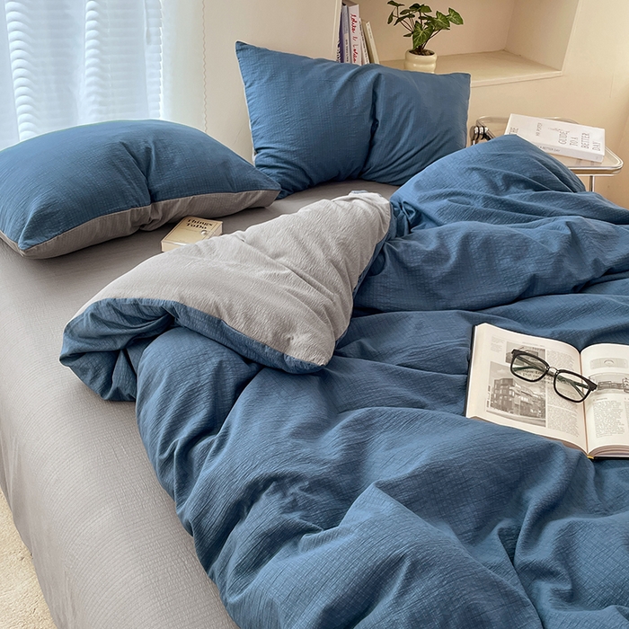 91家纺网 家纺一手货源 找家纺 彩韵家纺 2025新款超柔云感m双层纱四件套 双拼-莱茵蓝+冰川灰