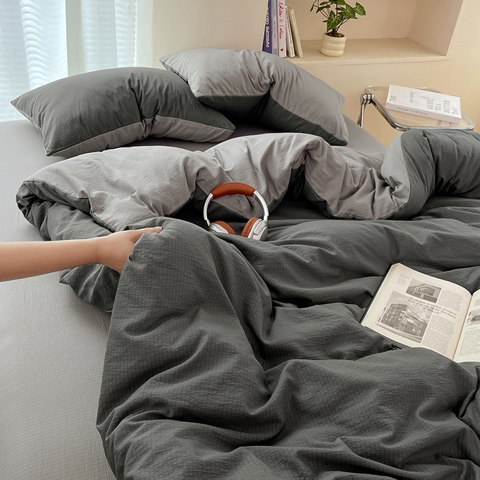 91家纺网 家纺一手货源 找家纺 彩韵家纺 2025新款超柔云感m双层纱四件套 双拼-情调黑+典雅灰