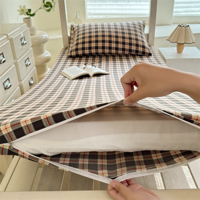 91家纺网 家纺一手货源 找家纺 多品家纺 2025春夏新款超柔水洗棉学生宿舍床垫套 柏林