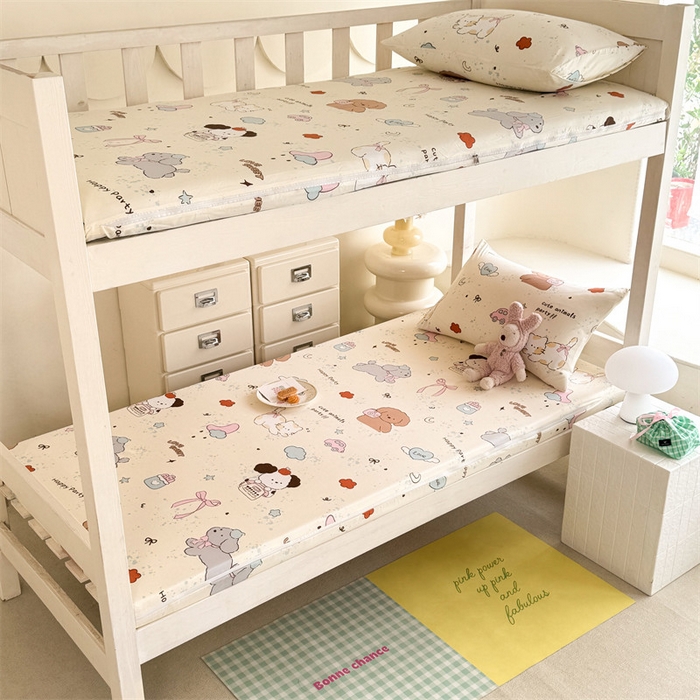 91家纺网 家纺一手货源 找家纺 多品家纺 2025春夏新款超柔水洗棉学生宿舍床垫套 快乐玩伴