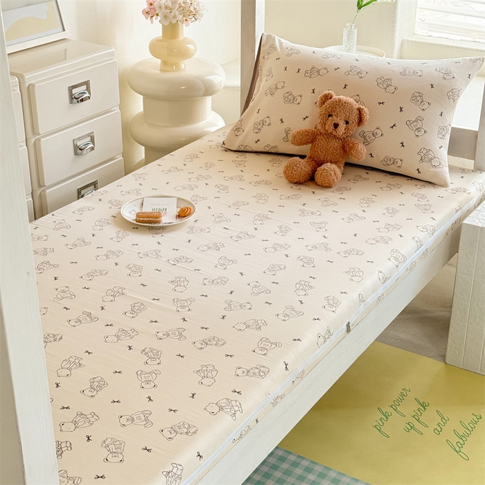 91家纺网 家纺一手货源 找家纺 多品家纺 2025春夏新款超柔水洗棉学生宿舍床垫套 满满熊