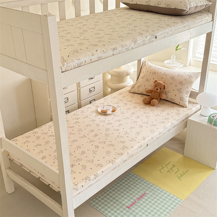 91家纺网 家纺一手货源 找家纺 多品家纺 2025春夏新款超柔水洗棉学生宿舍床垫套 满满熊