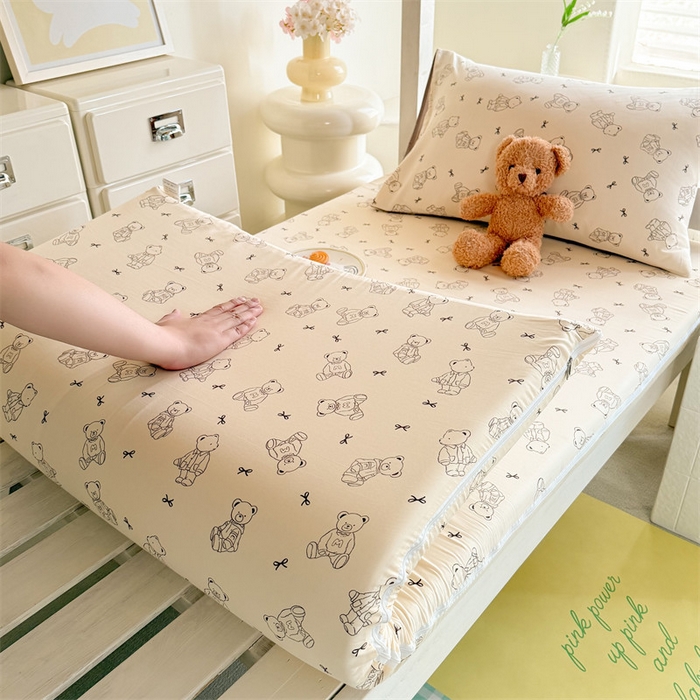 91家纺网 家纺一手货源 找家纺 多品家纺 2025春夏新款超柔水洗棉学生宿舍床垫套 满满熊