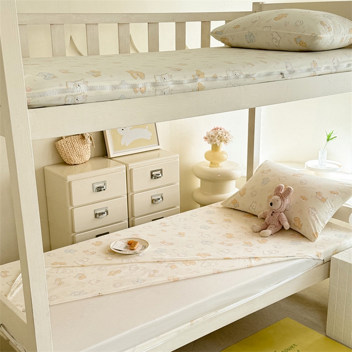 91家纺网 家纺一手货源 找家纺 多品家纺 2025春夏新款超柔水洗棉学生宿舍床垫套 萌宠