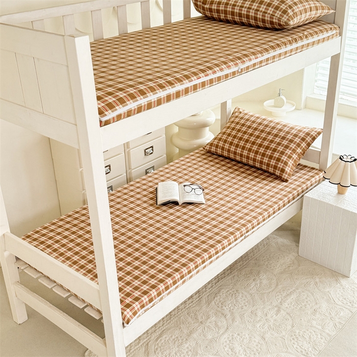 91家纺网 家纺一手货源 找家纺 多品家纺 2025春夏新款超柔水洗棉学生宿舍床垫套 时光