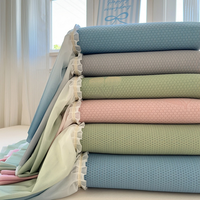 91家纺网 家纺一手货源 找家纺 （总）美优兰2025新款PE提花凉感冰豆豆床裙