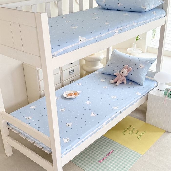 91家纺网 家纺一手货源 找家纺 多品家纺 2025春夏新款超柔水洗棉学生宿舍床垫套 星空小兔