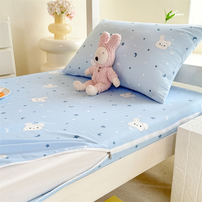 91家纺网 家纺一手货源 找家纺 多品家纺 2025春夏新款超柔水洗棉学生宿舍床垫套 星空小兔