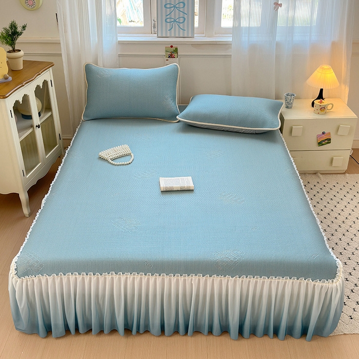 91家纺网 家纺一手货源 找家纺 美优兰2025新款PE提花凉感冰豆豆床裙 M豆蓝