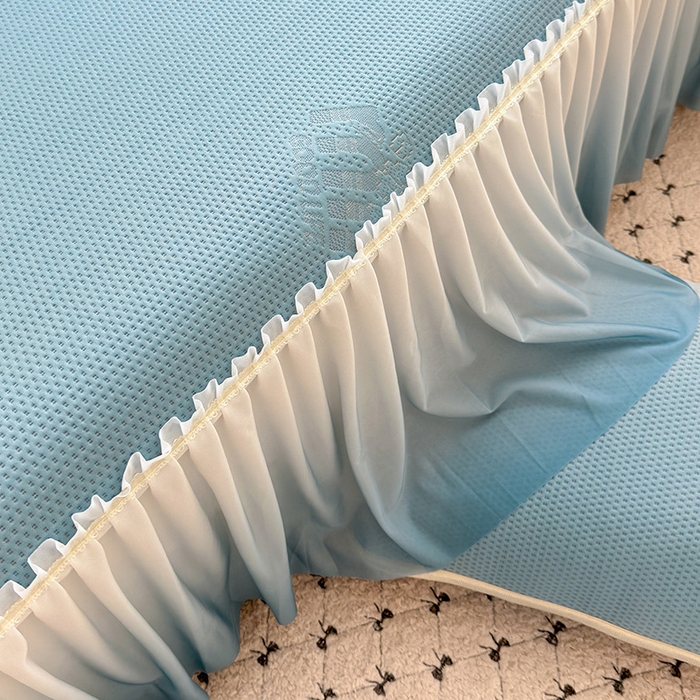 91家纺网 家纺一手货源 找家纺 美优兰2025新款PE提花凉感冰豆豆床裙 M豆蓝