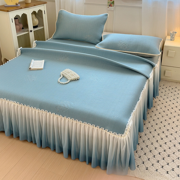 91家纺网 家纺一手货源 找家纺 美优兰2025新款PE提花凉感冰豆豆床裙 M豆蓝