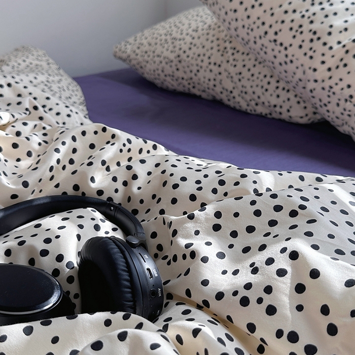 91家纺网 家纺一手货源 找家纺 柚可家居 2024新款40支斜纹纯棉四件套-摩卡点点 紫薯点点