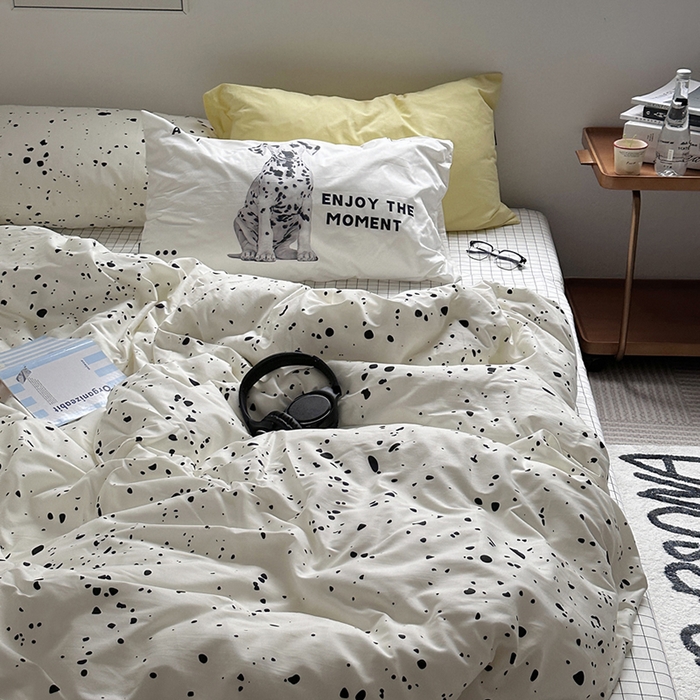 91家纺网 家纺一手货源 找家纺 柚可家居 2024新款40支斜纹纯棉四件套-摩卡点点 默片修狗