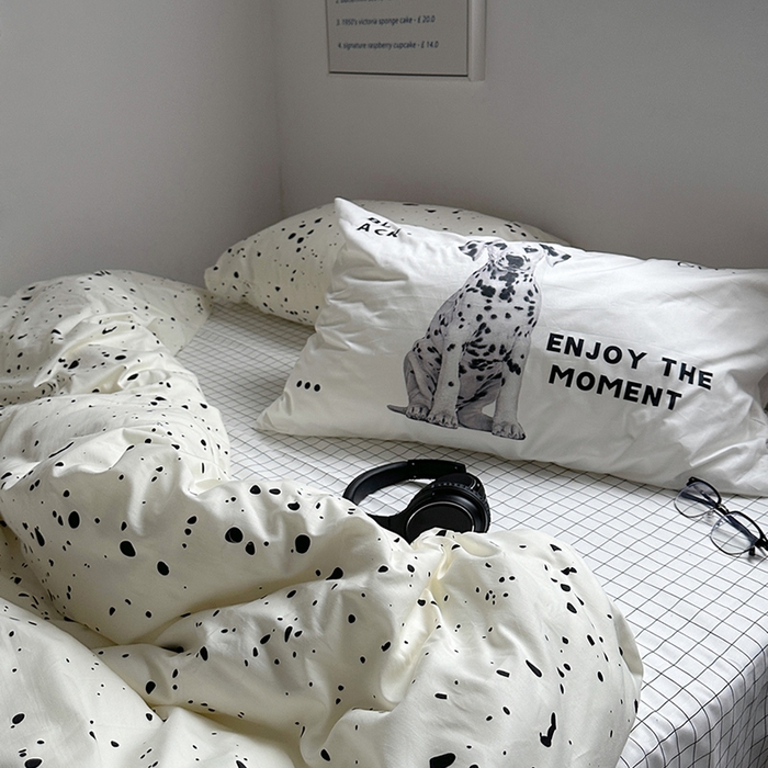 91家纺网 家纺一手货源 找家纺 柚可家居 2024新款40支斜纹纯棉四件套-摩卡点点 默片修狗