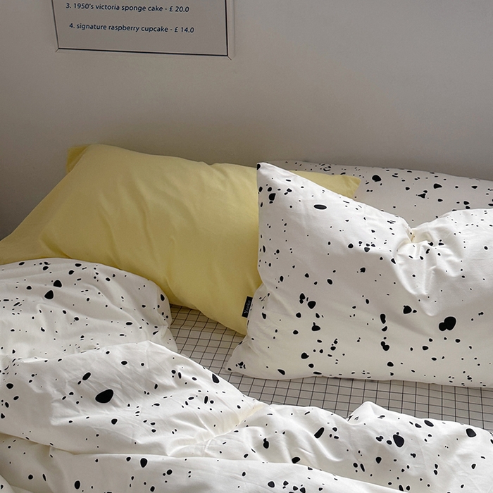 91家纺网 家纺一手货源 找家纺 柚可家居 2024新款40支斜纹纯棉四件套-摩卡点点 失焦黑白