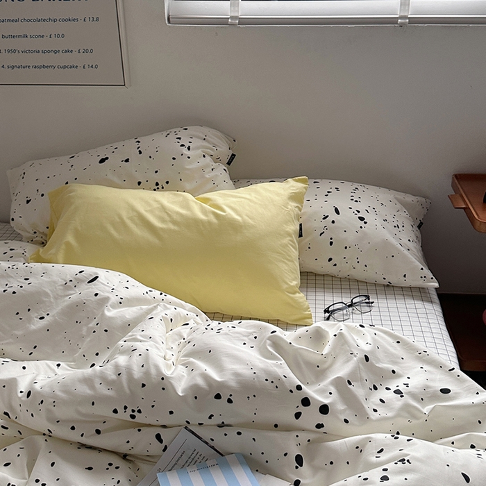 91家纺网 家纺一手货源 找家纺 柚可家居 2024新款40支斜纹纯棉四件套-摩卡点点 失焦黑白