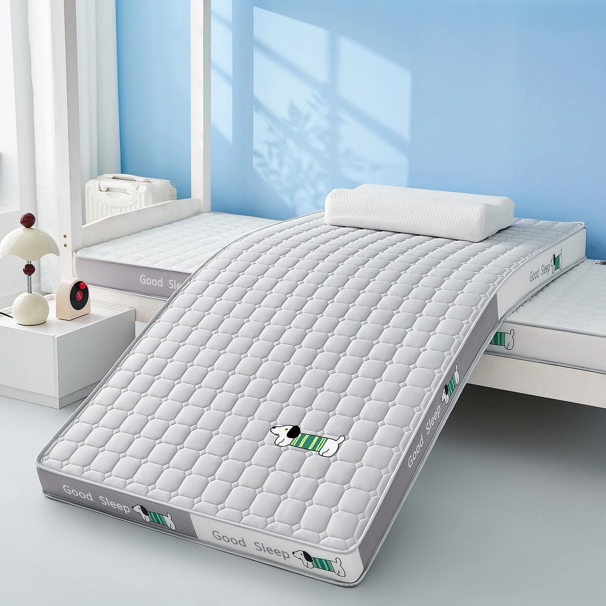 元昊床垫 2025新款牛奶丝乳胶记忆海绵学生床垫 旺旺狗-布丁灰