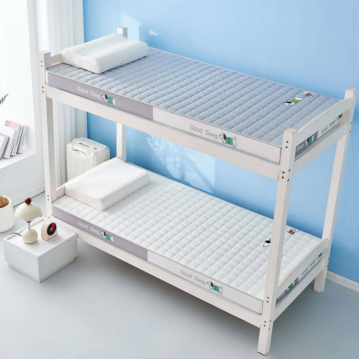 91家纺网 家纺一手货源 找家纺 元昊床垫 2025新款牛奶丝乳胶记忆海绵学生床垫 旺旺狗-布丁灰