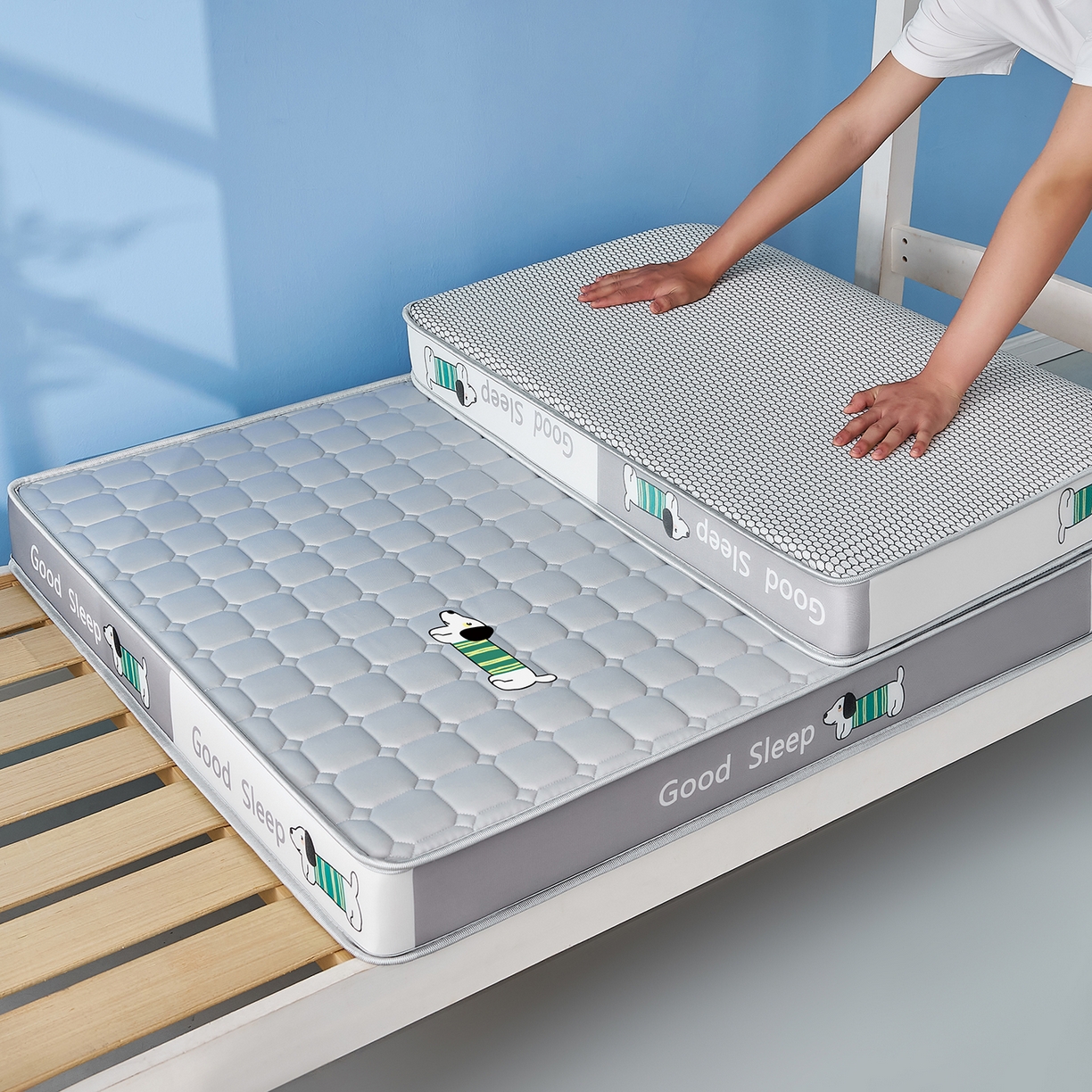 91家纺网 家纺一手货源 找家纺 元昊床垫 2025新款牛奶丝乳胶记忆海绵学生床垫 旺旺狗-布丁灰