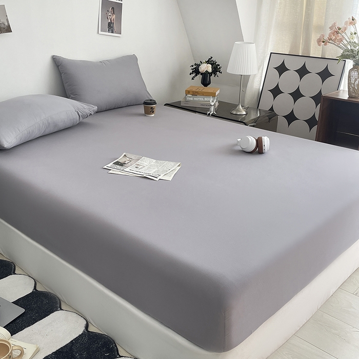 91家纺网 家纺一手货源 找家纺 北辰 2025新款简约素色云朵棉可水洗纯色床笠单件三件套 高级灰